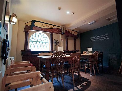 Bugle Coaching Inn Ярмът Екстериор снимка