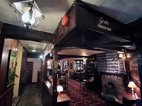 Bugle Coaching Inn Ярмът Екстериор снимка